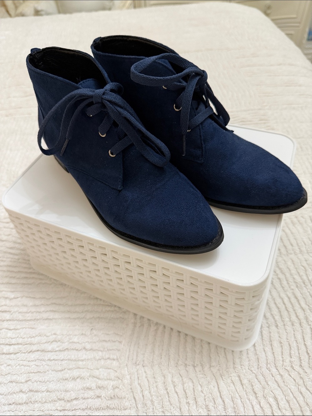 YDN Navy Suede Women's Chukka Lace-Up Boots